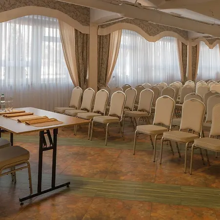 Hotel Majewski & 3*