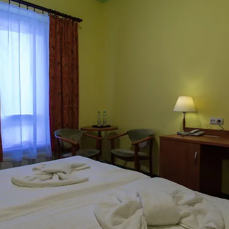 Majewski & Hotel Malbork