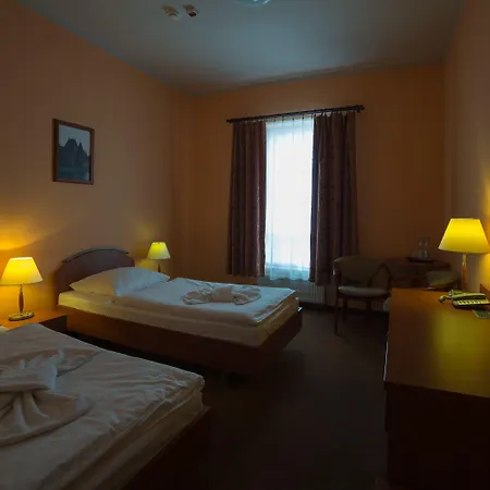 Majewski & Hotel