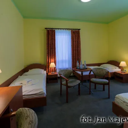 Majewski & 3* Malbork