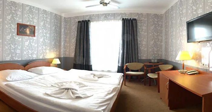 Hotell Majewski & 3*