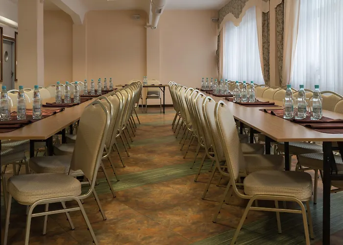 Majewski & Hotell 3*