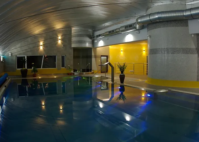 Majewski & Hotell Malbork